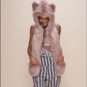 ISO !! Mauve Fox Collector Edition SpiritHood!